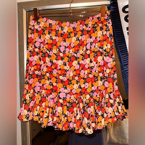 LOFT Dresses & Skirts - 🧡 Loft Floral Flounce Flowy mini Skirt